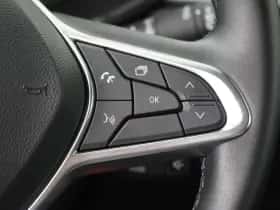 Renault Captur (2023) thumbnail 14