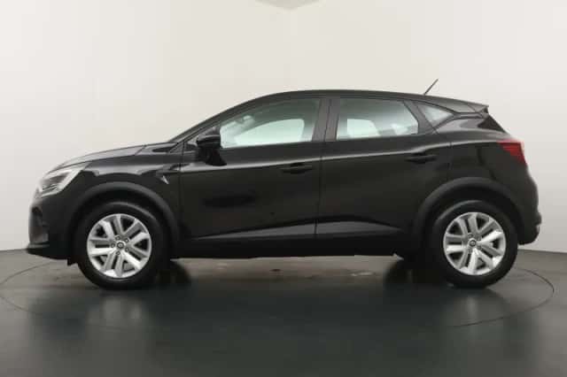 Renault Captur (2023) thumbnail 3