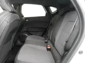 Renault Captur (2024) thumbnail 5