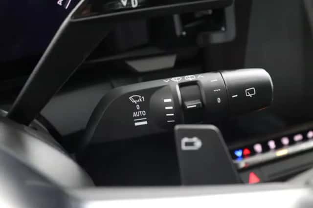 Renault Mégane E-Tech (2025) thumbnail 21