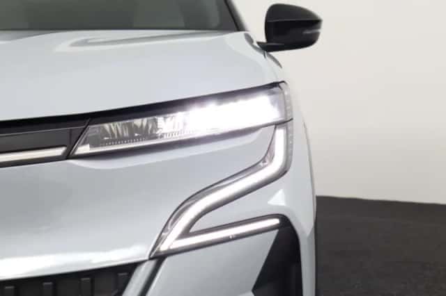 Renault Mégane E-Tech (2025) thumbnail 29