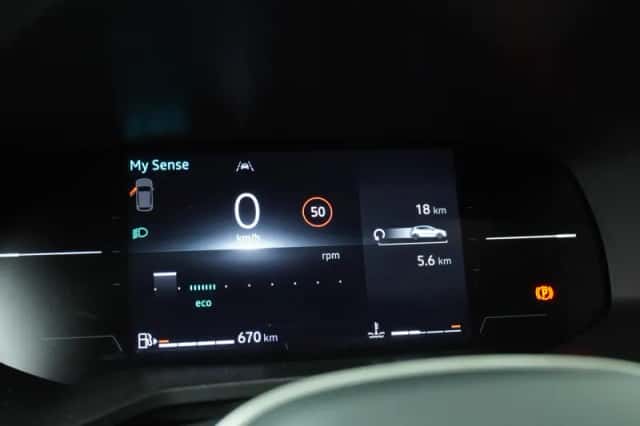 Renault Clio (2025) thumbnail 8