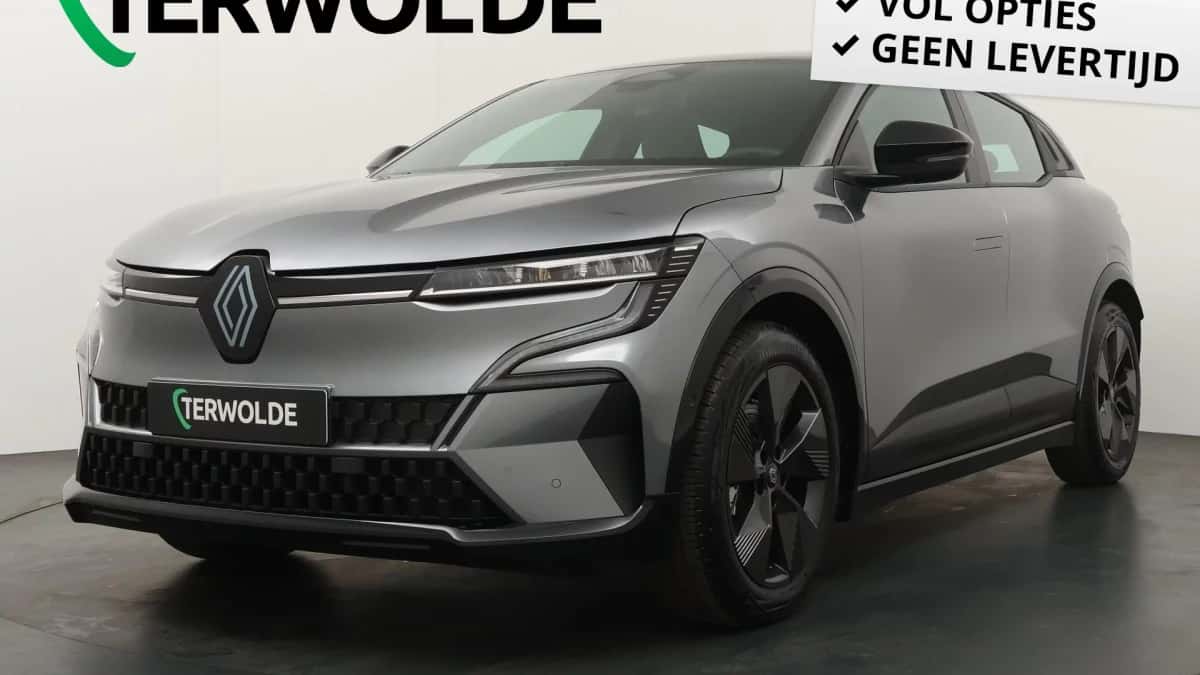 Renault Mégane E-Tech (2025) — foto 1