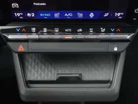Renault Mégane E-Tech (2025) thumbnail 17