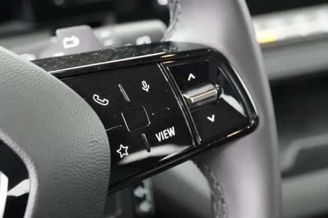Renault Mégane E-Tech (2025) thumbnail 24