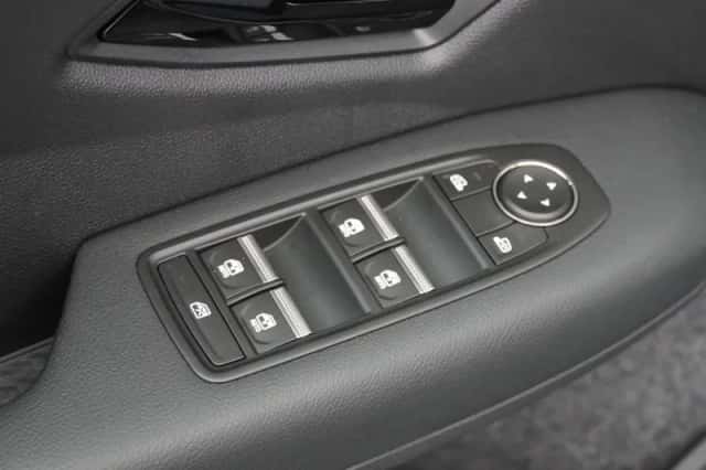 Renault Mégane E-Tech (2025) thumbnail 26