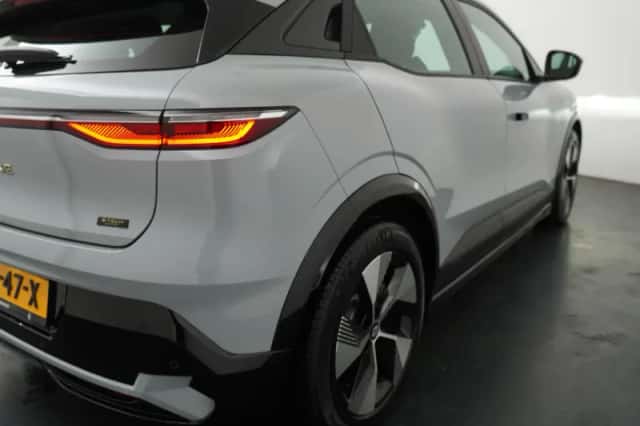 Renault Mégane E-Tech (2025) thumbnail 37