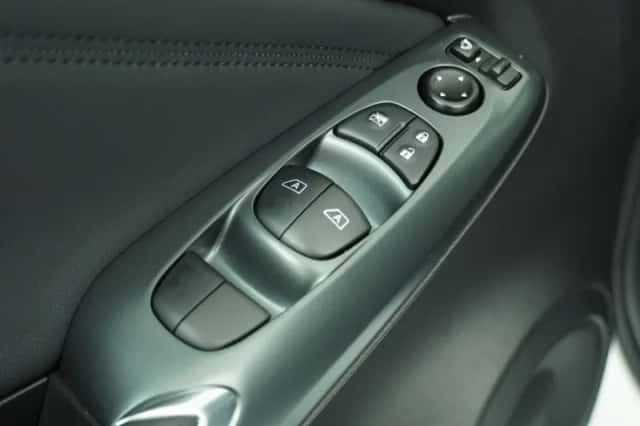 Nissan Juke (2026) thumbnail 12