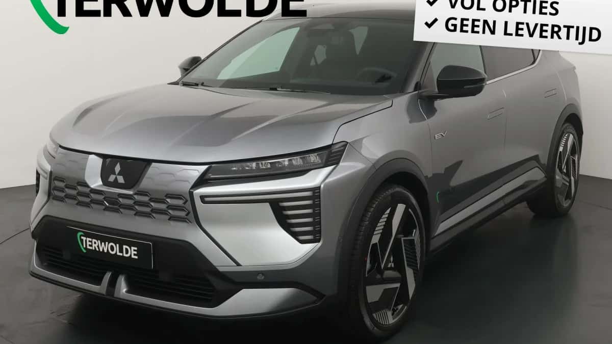 Mitsubishi Eclipse Cross (2025) — foto 1