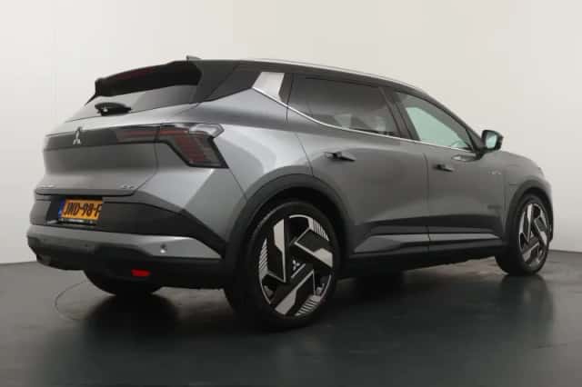 Mitsubishi Eclipse Cross (2025) thumbnail 2