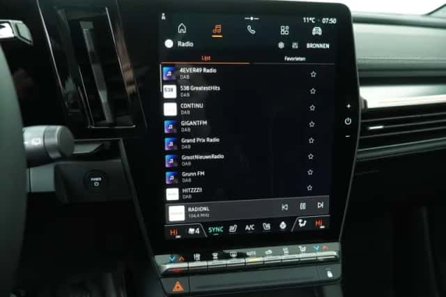Mitsubishi Eclipse Cross (2025) thumbnail 17