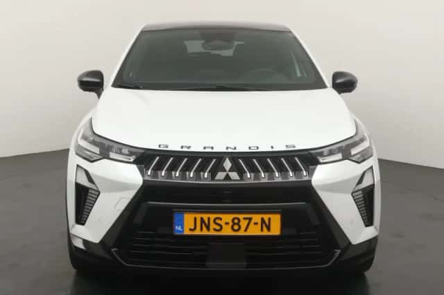Mitsubishi Grandis (2025) thumbnail 12
