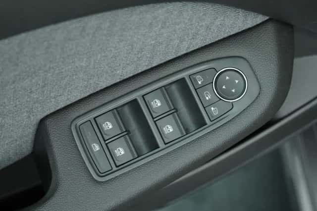 Renault Clio (2025) thumbnail 7