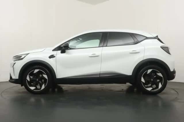 Renault Captur (2024) thumbnail 2