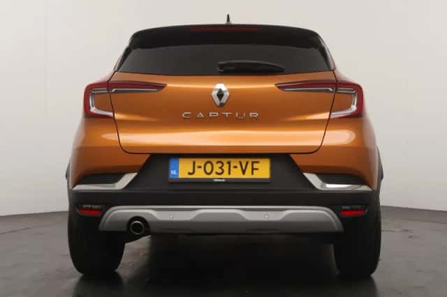 Renault Captur (2020) thumbnail 4