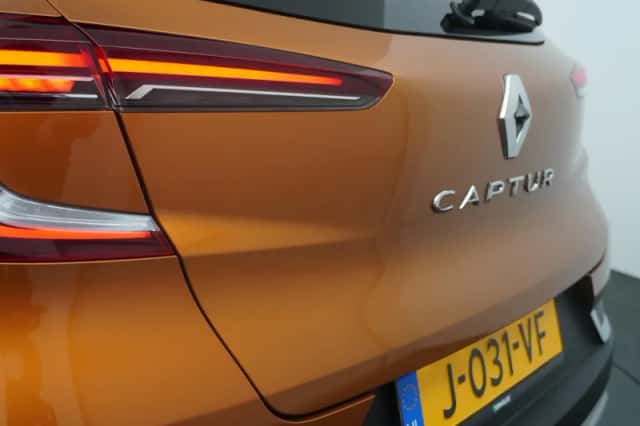 Renault Captur (2020) thumbnail 37