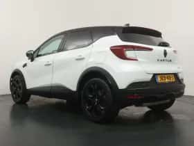 Renault Captur (2022) thumbnail 3