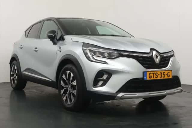 Renault Captur (2023) thumbnail 7