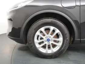 Ford Kuga (2022) thumbnail 16