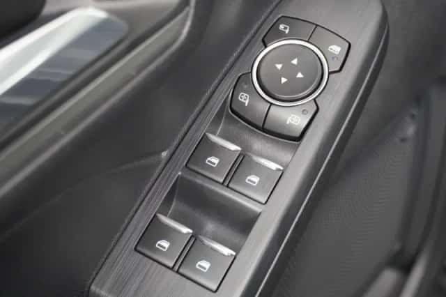 Ford Kuga (2022) thumbnail 27