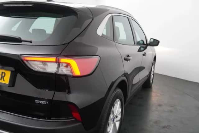 Ford Kuga (2022) thumbnail 38