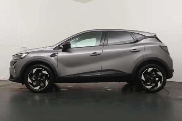 Renault Captur (2025) thumbnail 2