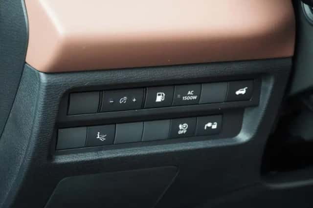 Mitsubishi Outlander (2026) thumbnail 23