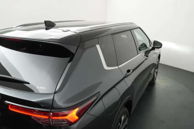Mitsubishi Outlander (2026) thumbnail 37
