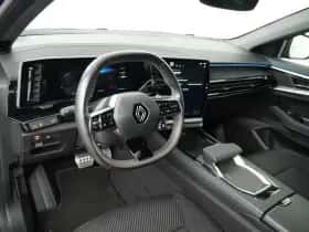 Renault Austral (2023) thumbnail 28
