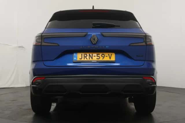 Renault Austral (2023) thumbnail 4