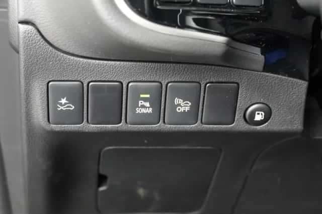 Mitsubishi Outlander (2021) thumbnail 25