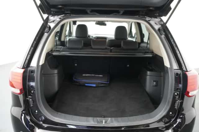 Mitsubishi Outlander (2021) thumbnail 31