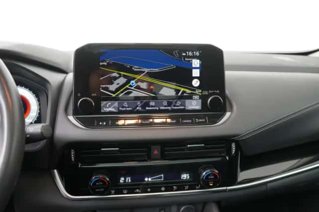 Nissan Qashqai (2021) thumbnail 11