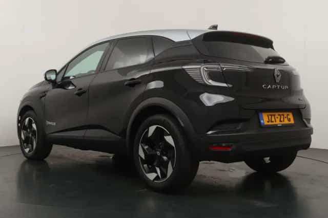 Renault Captur (2026) thumbnail 3