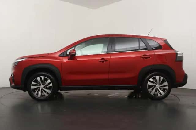 Suzuki S-Cross (2023) thumbnail 2