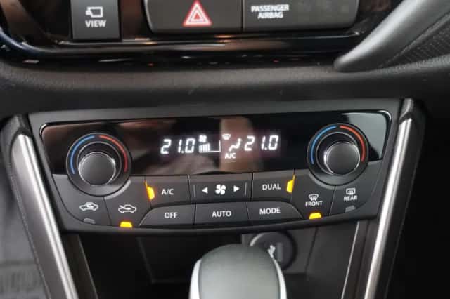 Suzuki S-Cross (2023) thumbnail 18