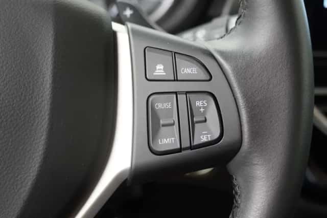 Suzuki S-Cross (2023) thumbnail 23