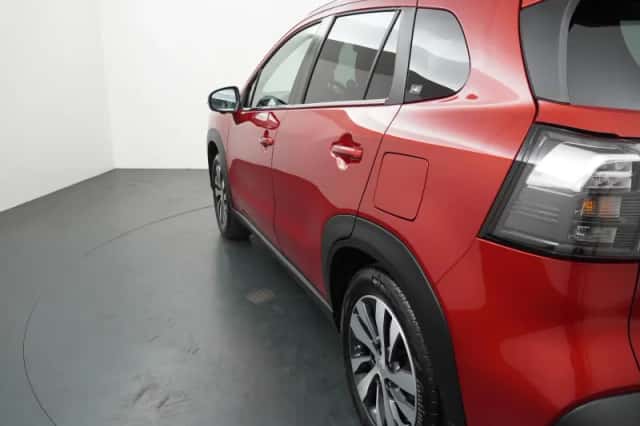 Suzuki S-Cross (2023) thumbnail 33