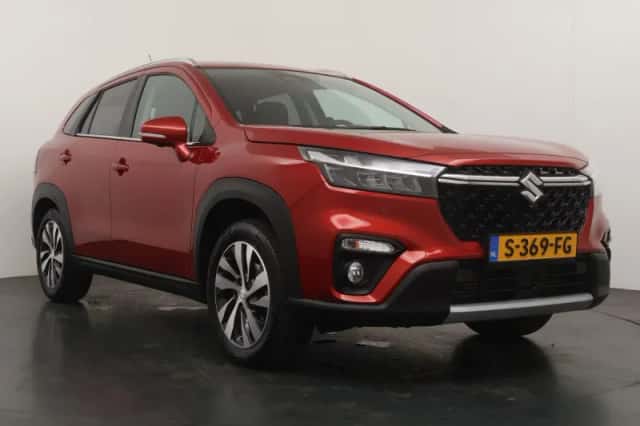 Suzuki S-Cross (2023) thumbnail 7