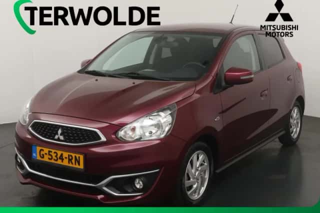 Mitsubishi Space Star (2020) thumbnail 1
