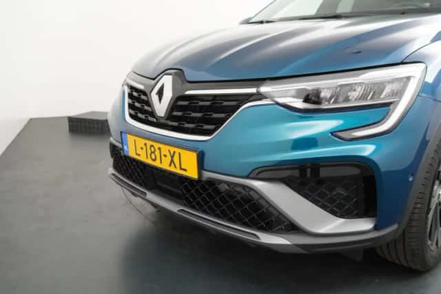 Renault Arkana (2021) thumbnail 33
