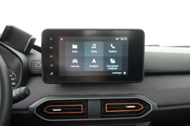 Dacia Sandero Stepway (2023) thumbnail 11