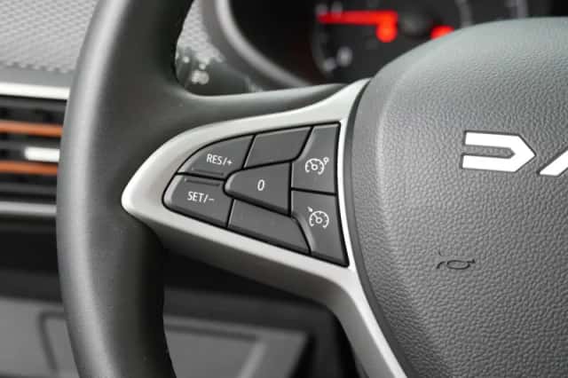Dacia Sandero Stepway (2023) thumbnail 22
