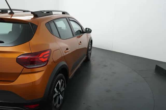 Dacia Sandero Stepway (2023) thumbnail 38