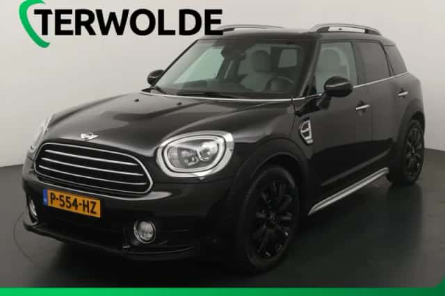 MINI Countryman (2017) thumbnail 1