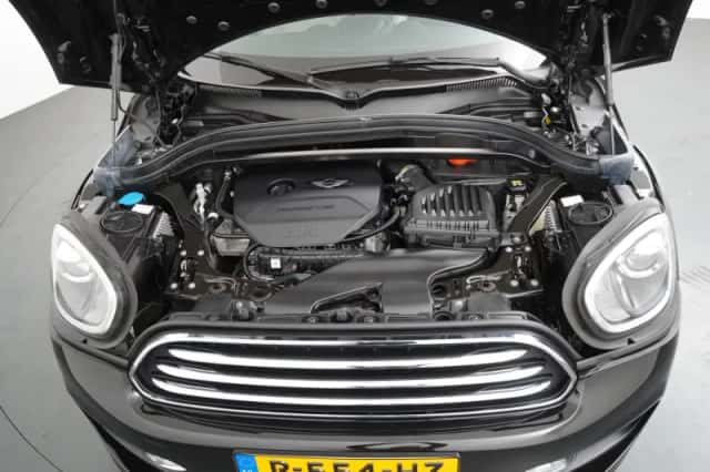 MINI Countryman (2017) thumbnail 32
