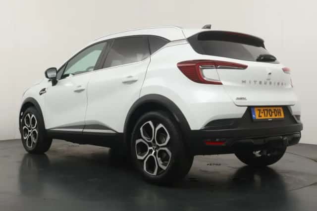 Mitsubishi ASX (2024) thumbnail 3