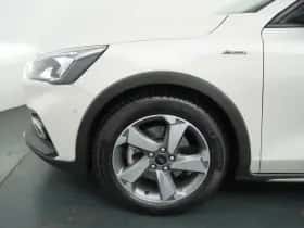 Ford Focus (2020) thumbnail 16