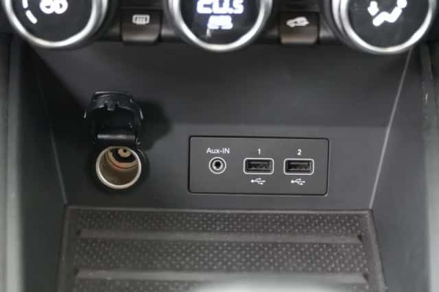 Renault Captur (2021) thumbnail 20