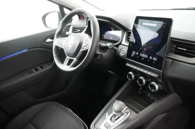 Renault Captur (2021) thumbnail 29